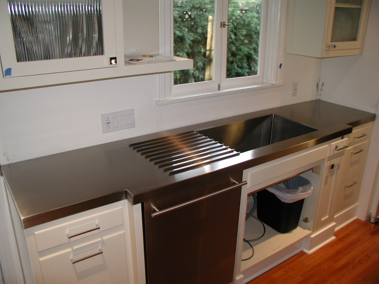 Stainless Countertop with drain rails and sink